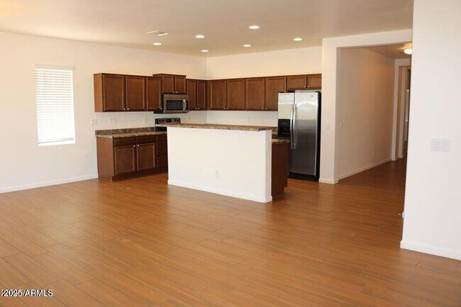Foto del edificio - 1819 S 238th Ln