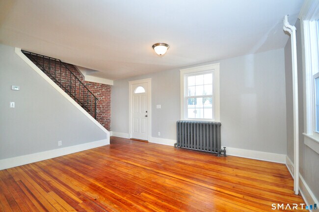 Foto del edificio - 14 Hazelmeadow Pl