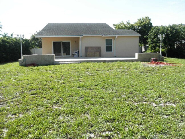 Building Photo - Caldwell Heights In Boca Raton