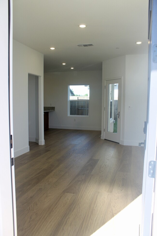 Building Photo - 3841 Zapata St