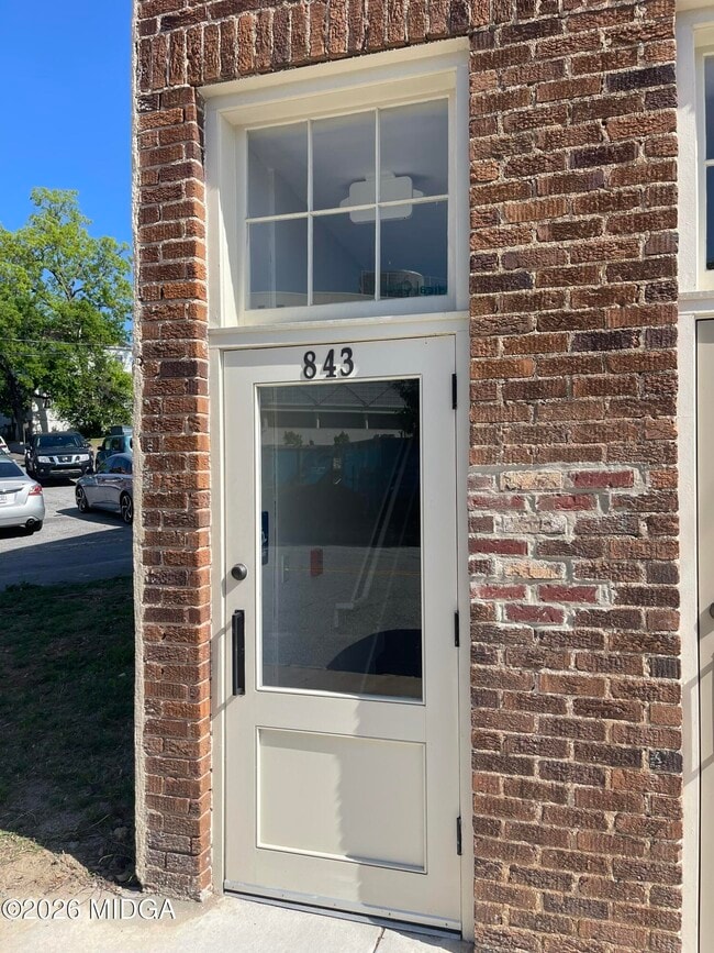 Building Photo - 843-843 Forsyth St