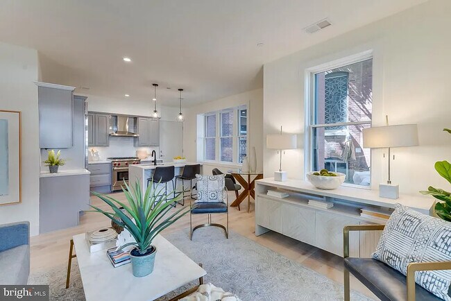 Foto del edificio - 1825 13th St NW