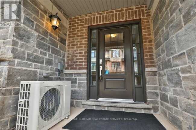 Building Photo - 288 Glover Rd