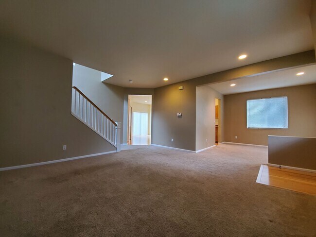 Foto del edificio - Traditional style 4 bed/spacious house wit...