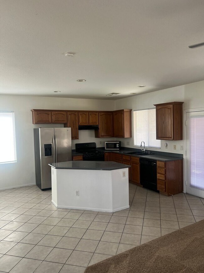 Foto del edificio - 6447 Melville Grove Ct