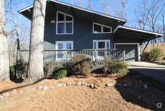 Building Photo - 9240 Nova Dr