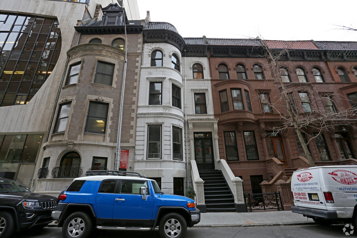 Foto del edificio - 306 W 81st St