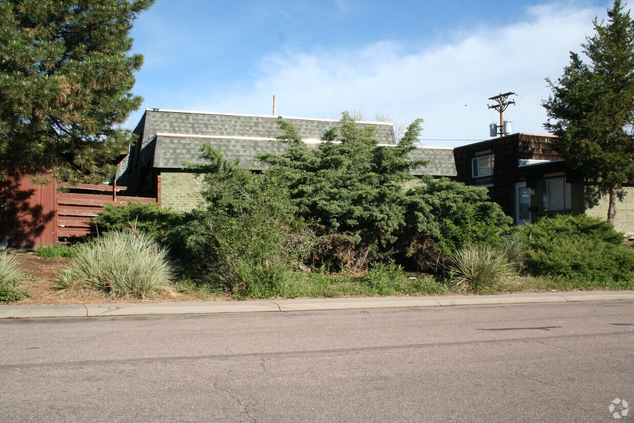 8317 Fox St, Denver, CO 80221 Apartments in Denver, CO