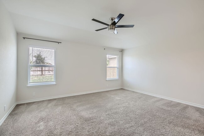 Building Photo - First time rental! $250 off the first mont...