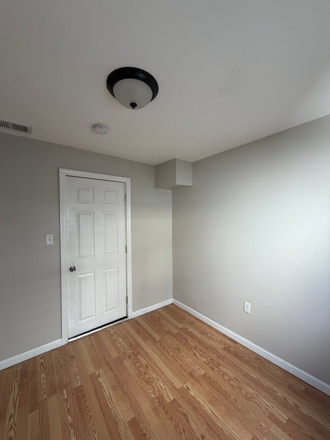 Building Photo - 49 Haledon Ave