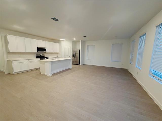 Foto del edificio - 3036 Dutch Rd