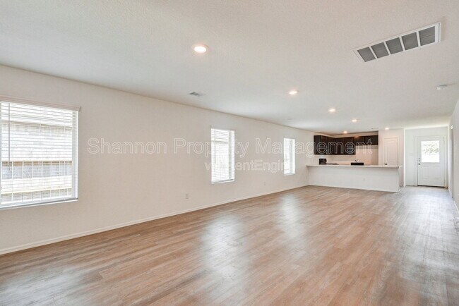 Foto del edificio - 26735 Wilderye Cv Ln