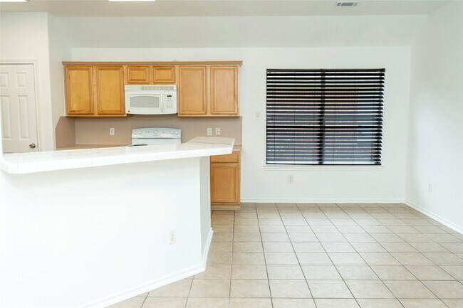 Foto del edificio - 12914 Pinehall Ln