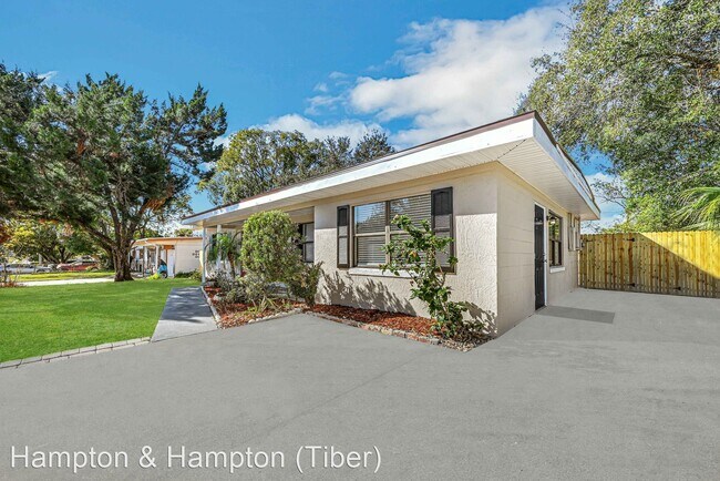 Building Photo - 5 br, 3 bath House - 1846 N POWERS DRIVE