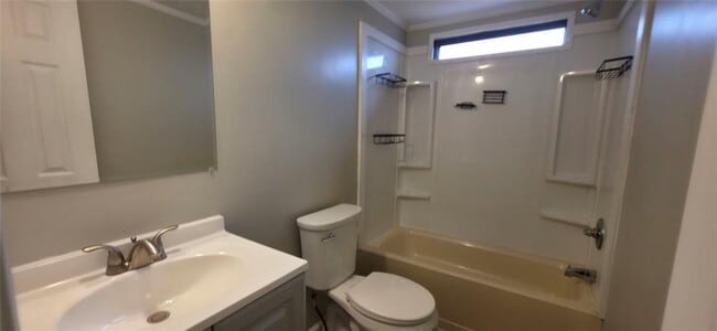 Building Photo - 37 Spring Branch Dr