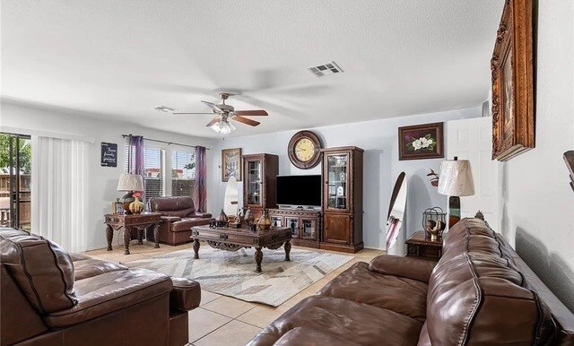 Foto del edificio - 8620 Starview St