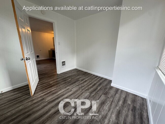 Foto del edificio - 1102 1/2 N. 2nd- Kelso, WA