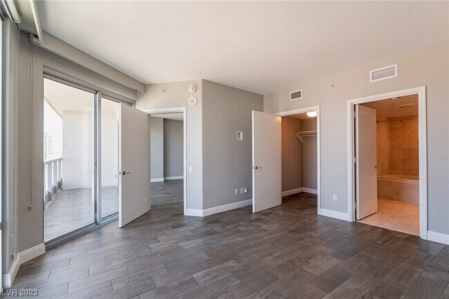 Foto del edificio - 222 Karen Ave