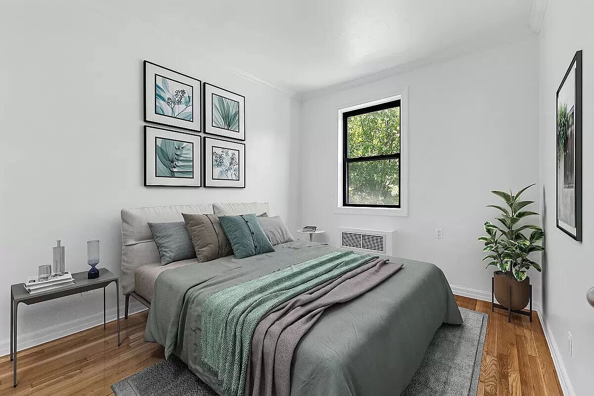 Primary Photo - 117 Perry St