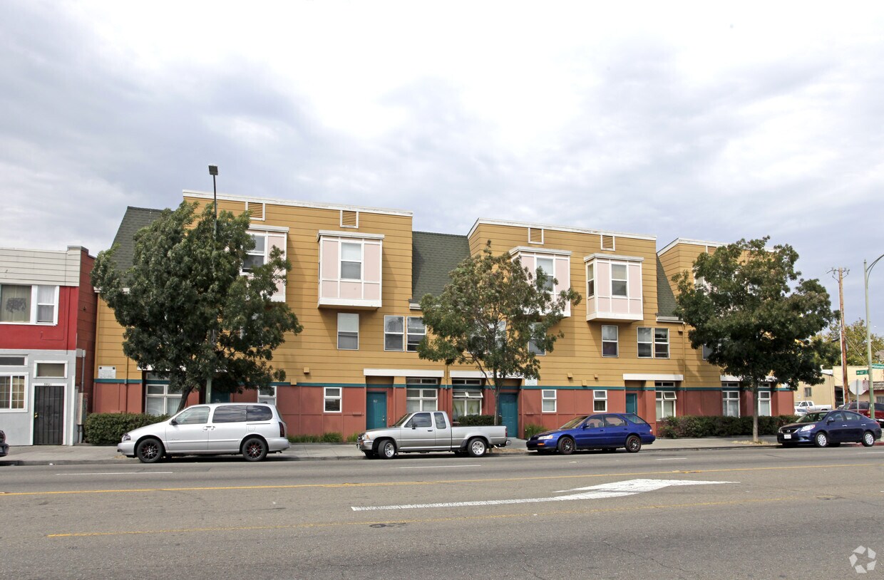 Stanley Avenue Afforable Housing Apartments in Oakland, CA