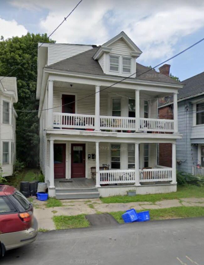 Building Photo - 9 Linden Ave