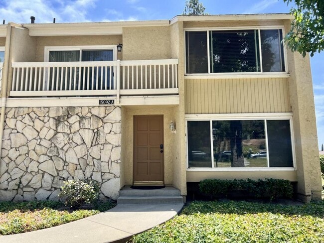 Building Photo - 15092 Campus Park Dr #A