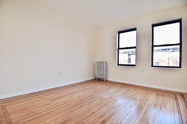 Building Photo - 602 W 139th St
