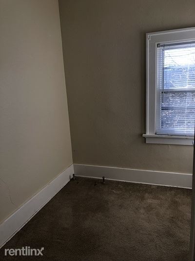 Foto del edificio - 1 br, 1 bath  - 714 7th St N   Near NDSU