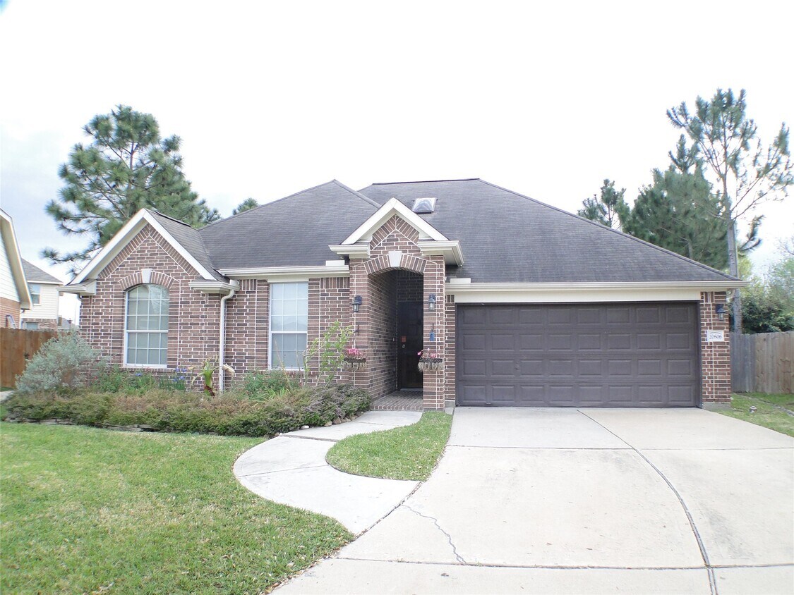 Primary Photo - 20606 Palm Rain Ct