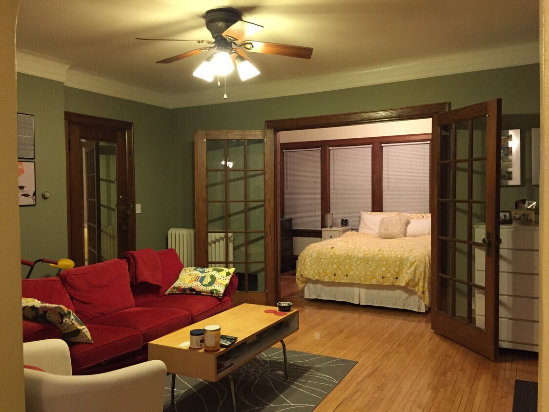 Foto principal - 3348 Dupont Ave S