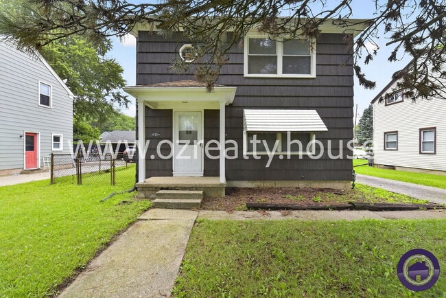 Building Photo - 1630 Eleanor Ave
