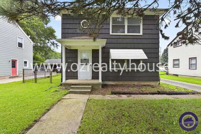 Foto del edificio - 1630 Eleanor Ave