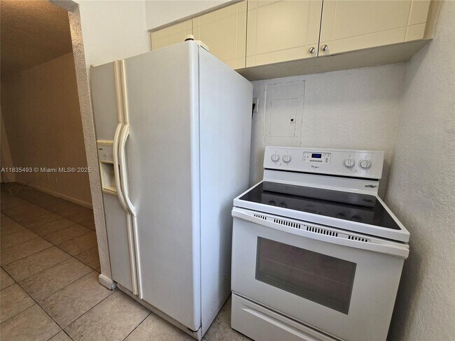 Foto del edificio - 2330 NW 11th St