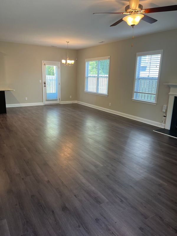 Building Photo - 841 Lea Landing Dr