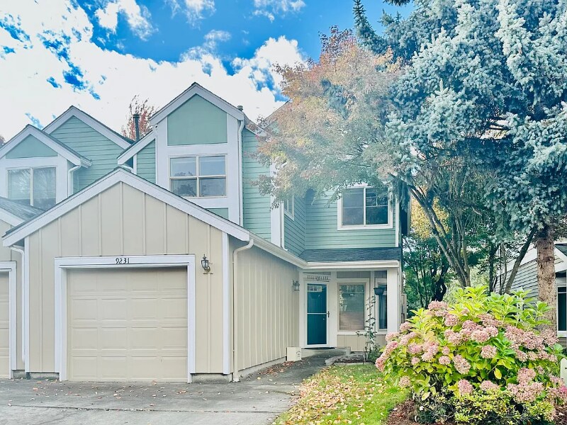 Primary Photo - 9231 158th Pl NE