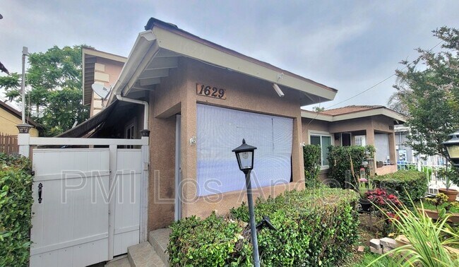 Foto del edificio - 1629 E Vernon Ave