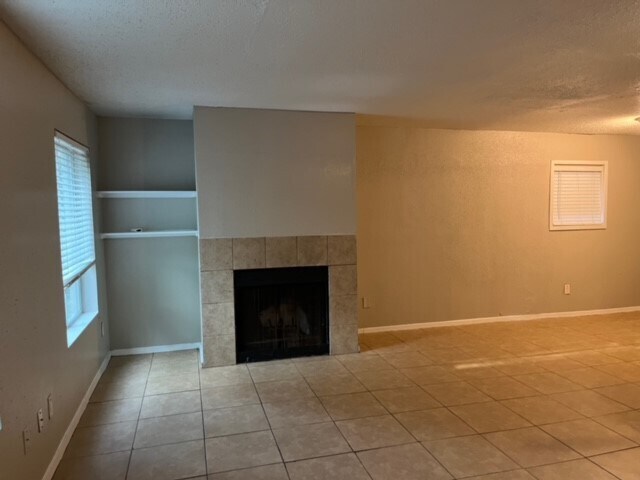 Foto del edificio - 716 Memorial Mews St