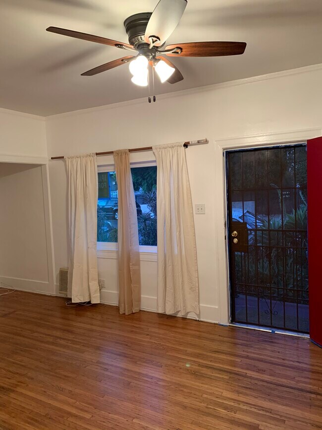 Living Room - 4404 Clayton Ave