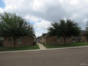 Building Photo - 1702 Orlando St