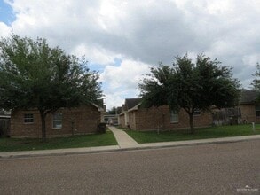 Building Photo - 1702 Orlando St