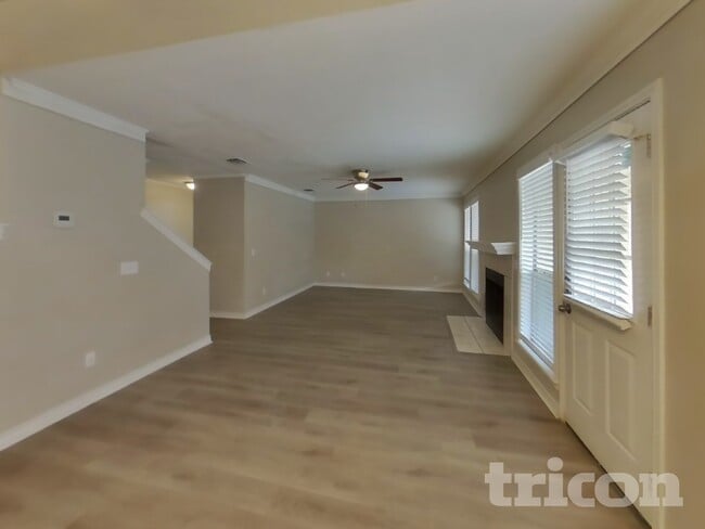 Building Photo - 1220 Idlewood