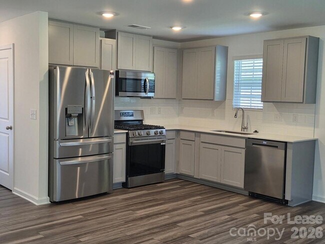 Building Photo - 723 Espresso Dr