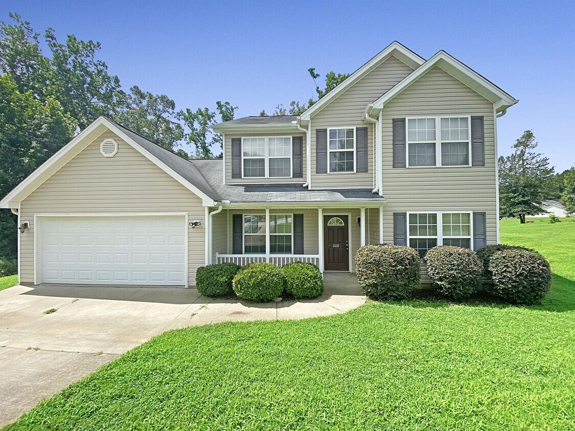 Primary Photo - 208 Willow Valley Way