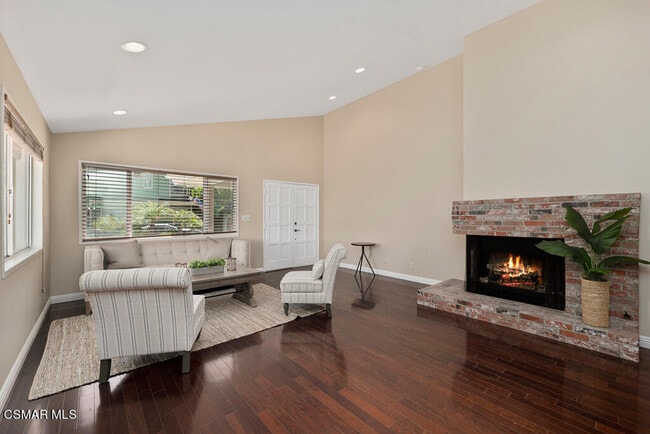 Foto del edificio - 225 Canyon Rd
