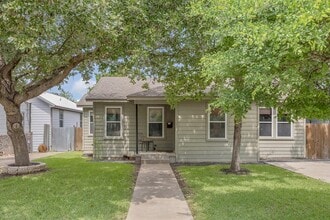 Building Photo - 5408 Avenue F