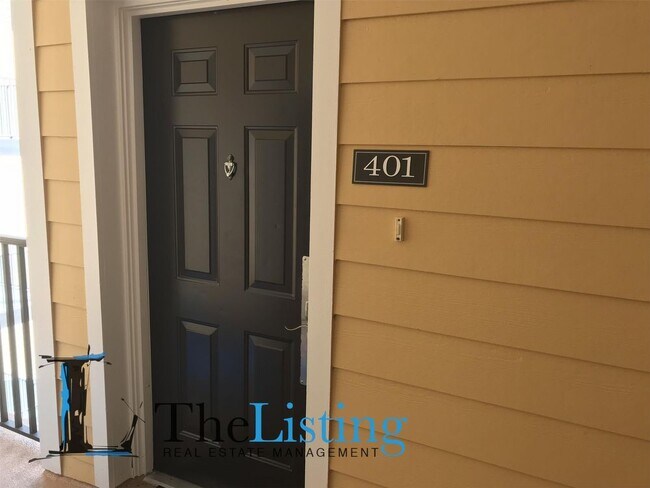 Building Photo - 3050 PIRATES RETREAT CT UNIT 401