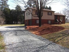 Building Photo - 4360 Reidsville Rd