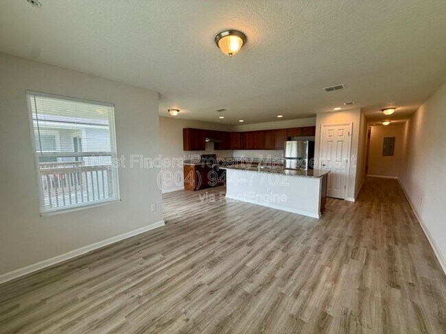 Foto del edificio - 9121 Western Way