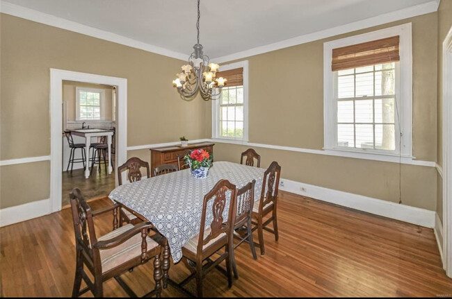 Dining Room - 327 Felder Ave