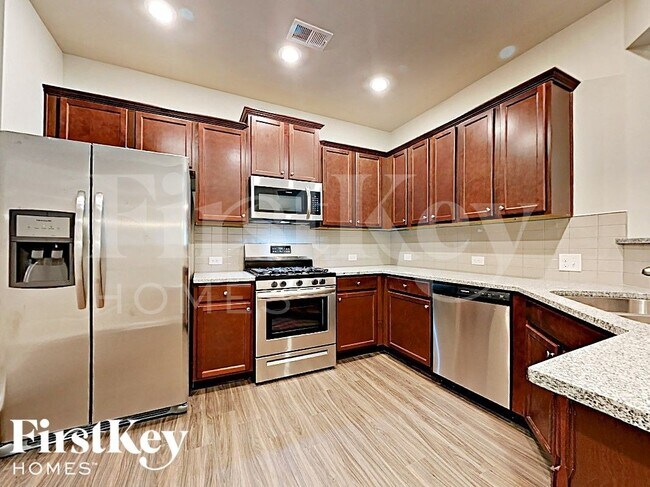 Foto del edificio - 3196 Baylor Cir